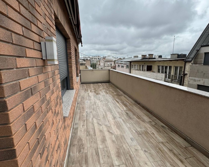 Patrijarha Varnave, Beograd, 11000, 5 Spavaće sobe Spavaće sobe, 6 Sobe Sobe,4 BathroomsBathrooms,Dupleks,Prodato,Patrijarha Varnave,4,1035