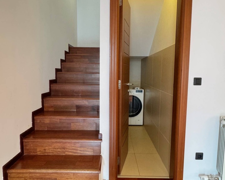 Patrijarha Varnave, Beograd, 11000, 5 Spavaće sobe Spavaće sobe, 6 Sobe Sobe,4 BathroomsBathrooms,Dupleks,Prodato,Patrijarha Varnave,4,1035